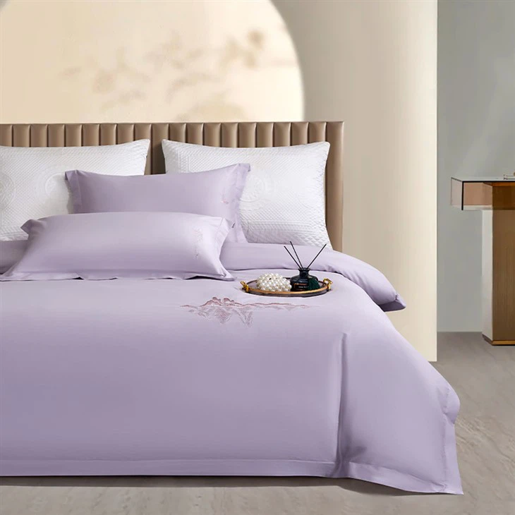 Embroidered Four-piece Bedding Set manufacturers